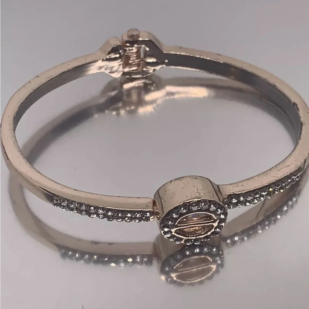 GUESS BANGLE BRACELET SPARKLY CRYSTALS 7